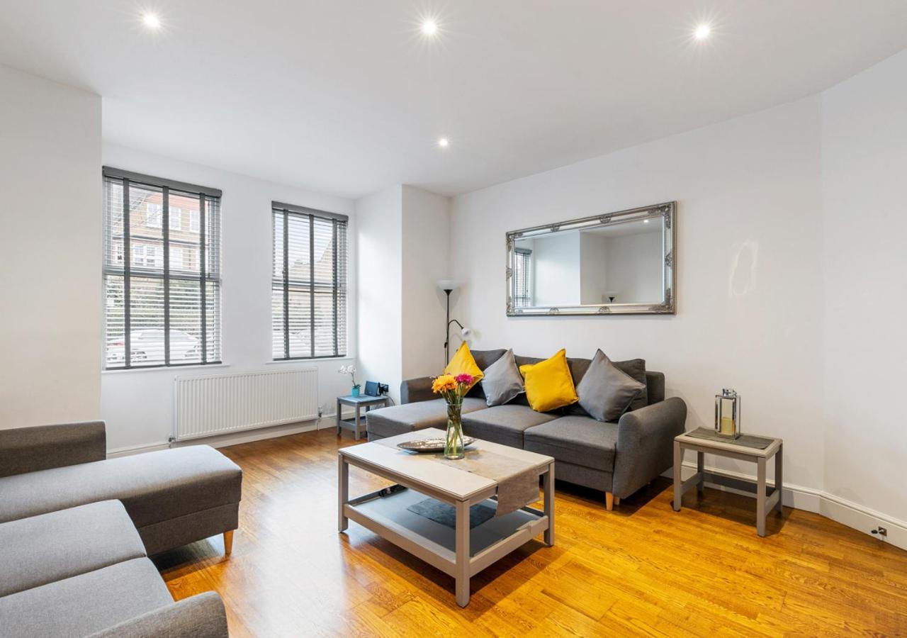 恩菲尔德Two Bed Flat In Bush Hill Park公寓 外观 照片