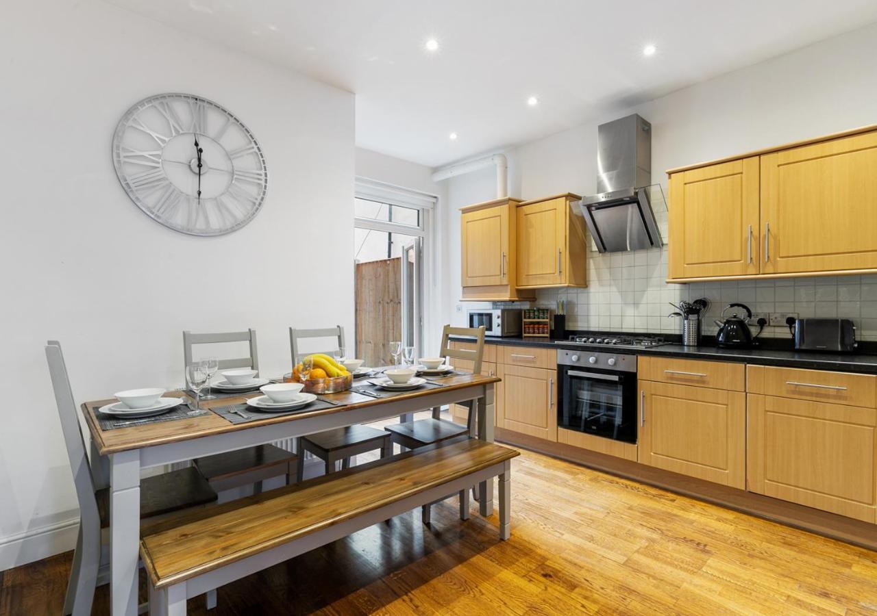 恩菲尔德Two Bed Flat In Bush Hill Park公寓 外观 照片