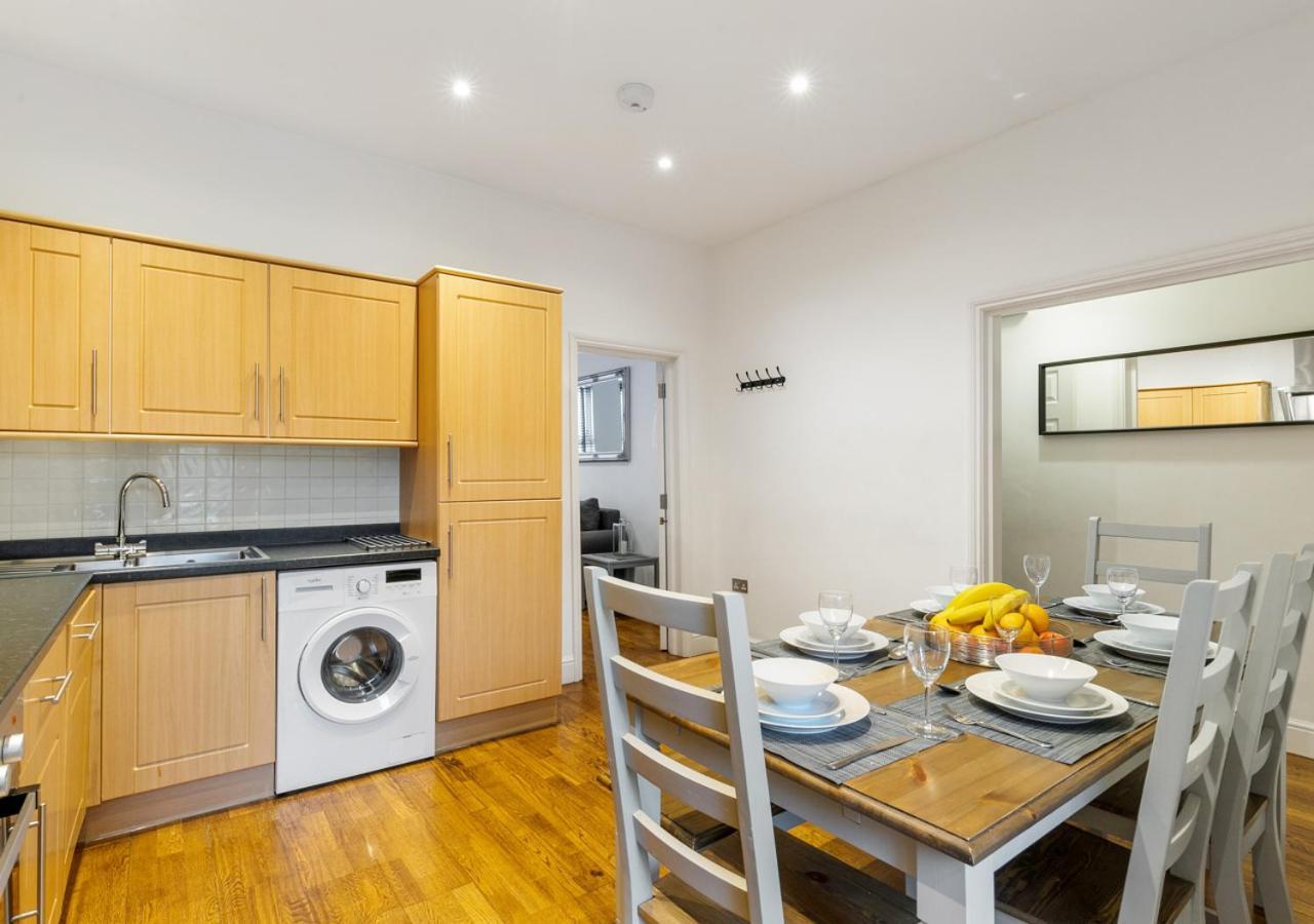 恩菲尔德Two Bed Flat In Bush Hill Park公寓 外观 照片